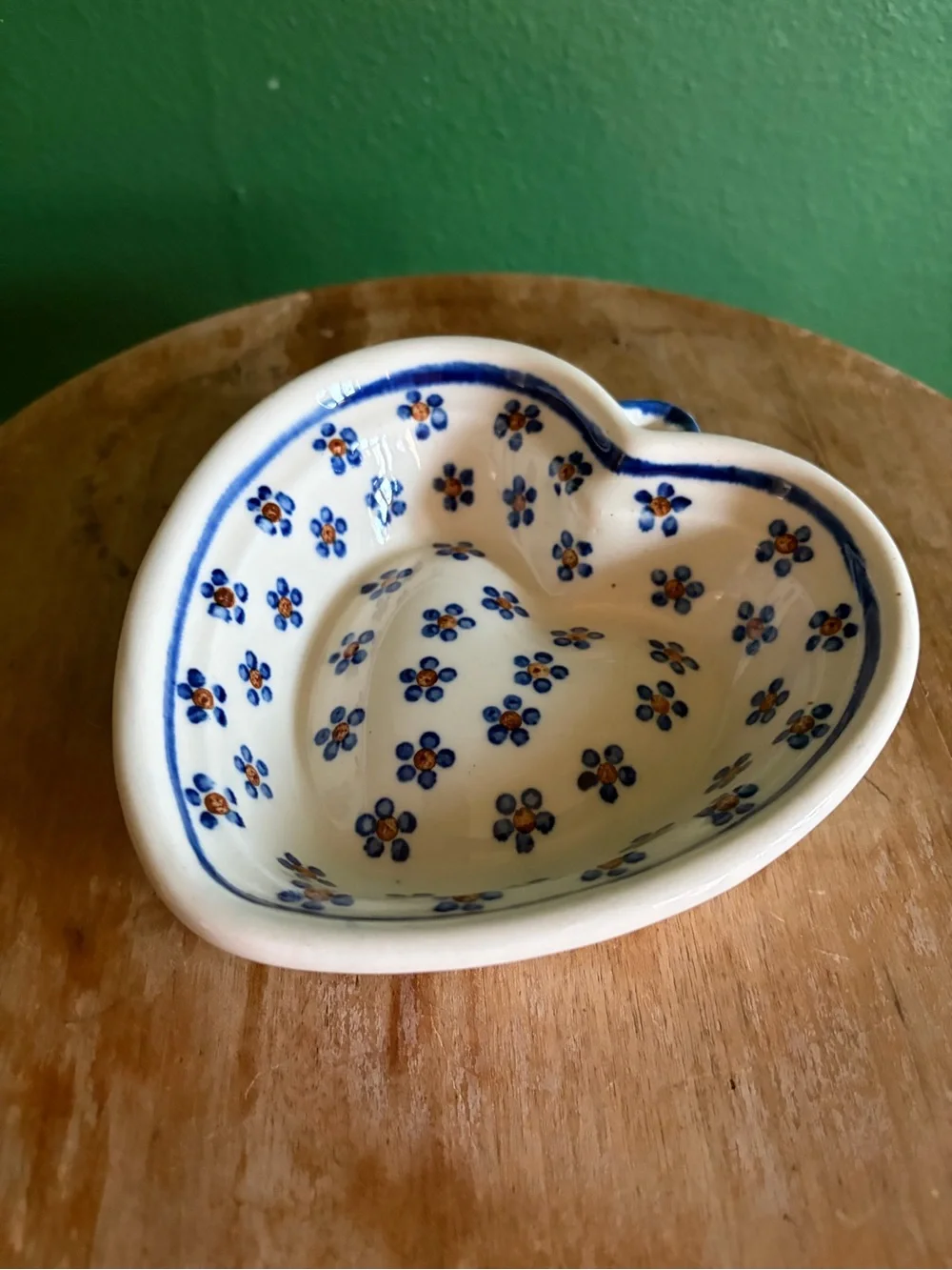 Heise Ceramics Hand Painted Heart   Germany est. 1919